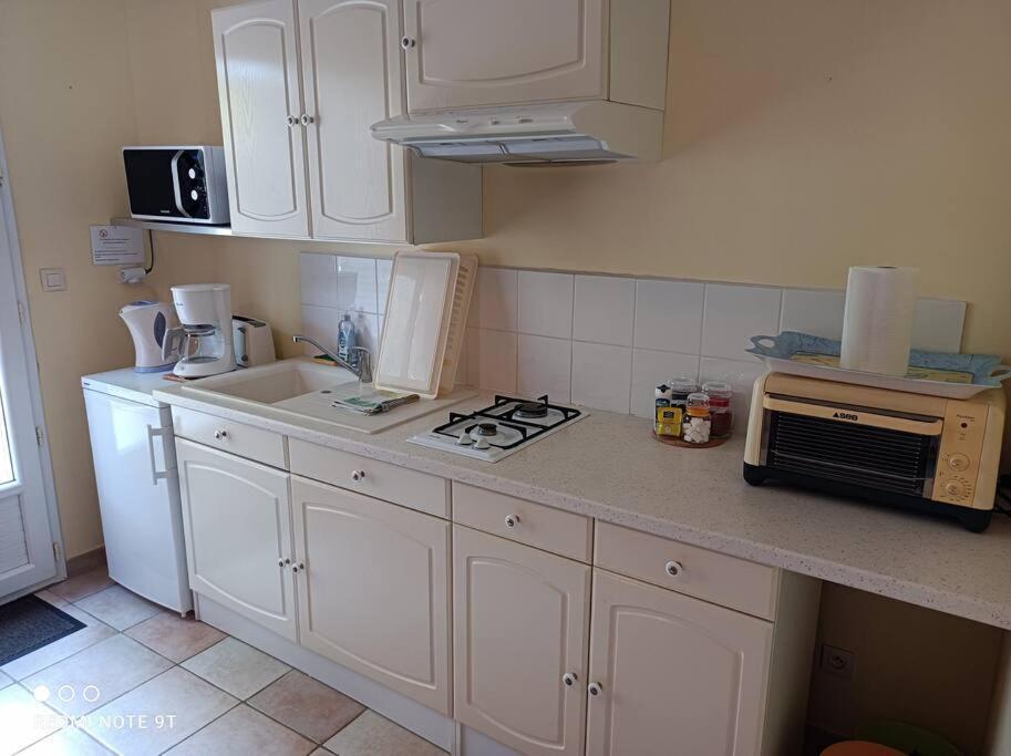 Anduze Gîte Les Lauriers 2/3 personnes au calme. Massillargues-Attuech Extérieur photo